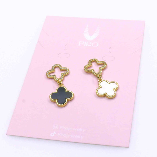 TWO CLOVERS CHARMS